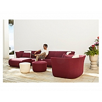Suave lounge armchair